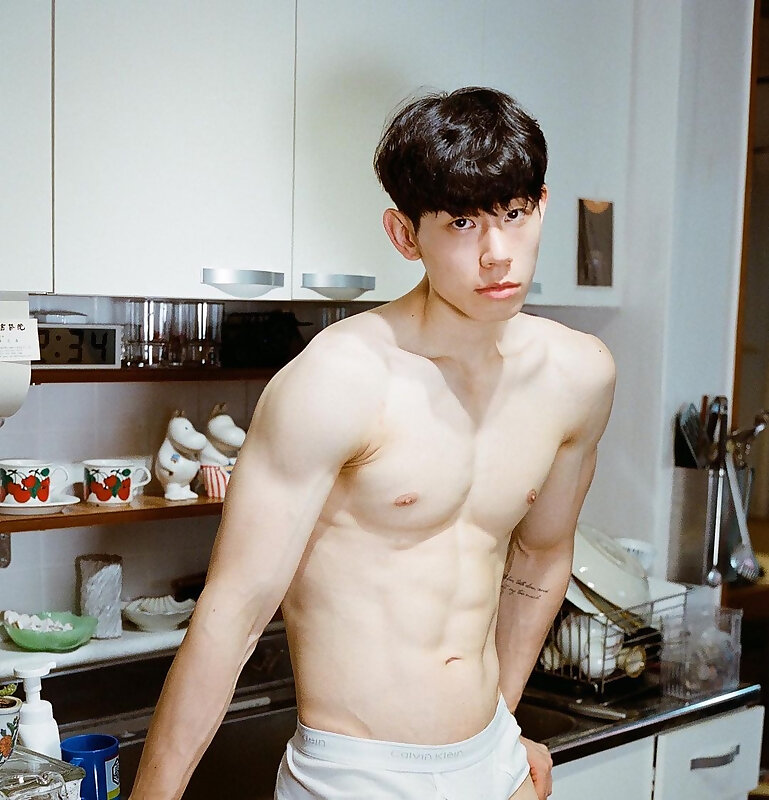 Next Image >>