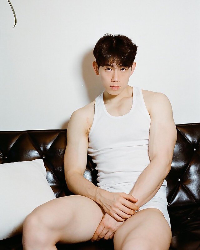 Next Image >>