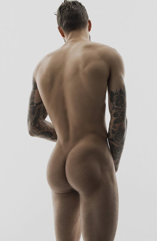 Next Image >>