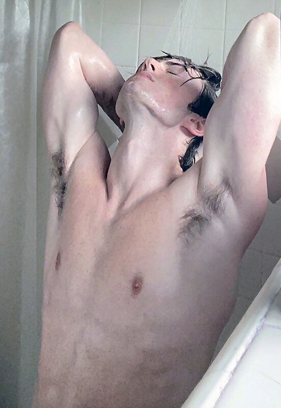 Next Image >>