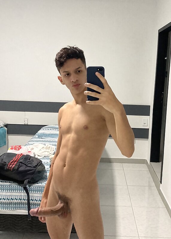 Next Image >>