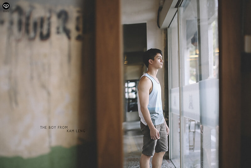 Next Image >>