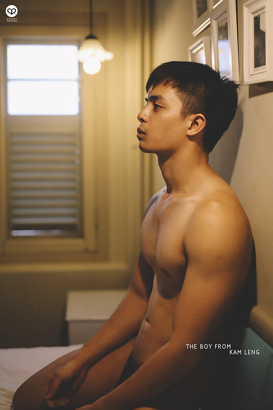 Next Image >>