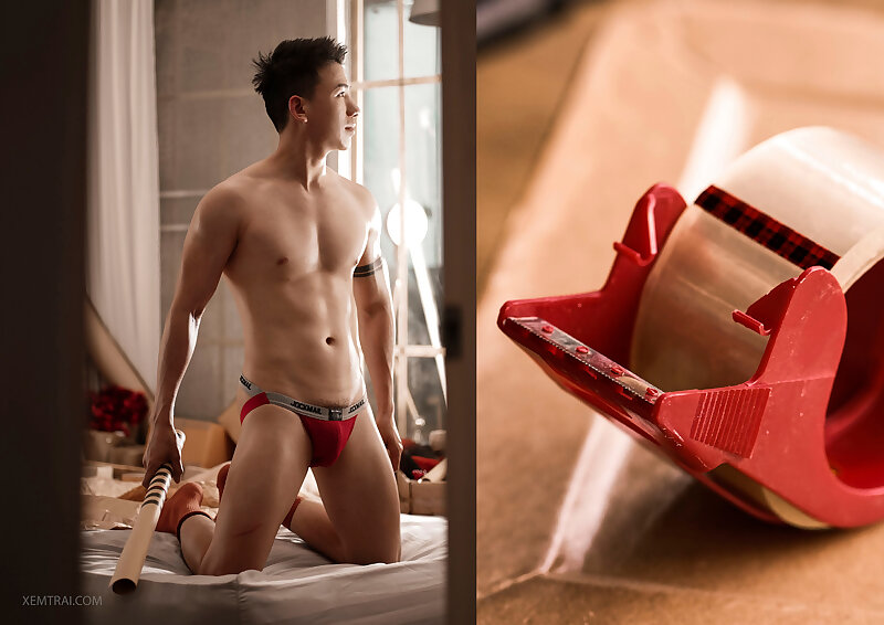 Next Image >>