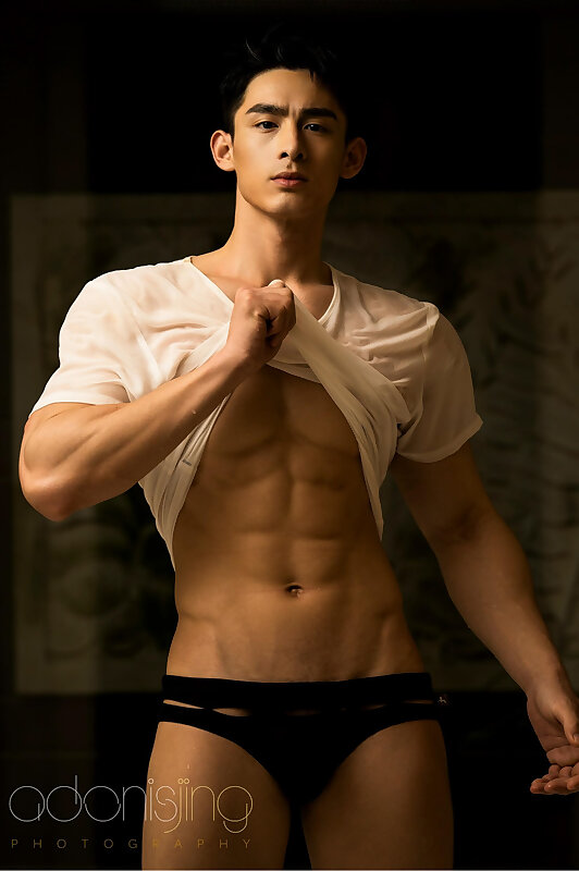 Next Image >>