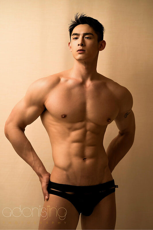 Next Image >>