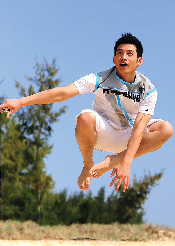Next Image >>
