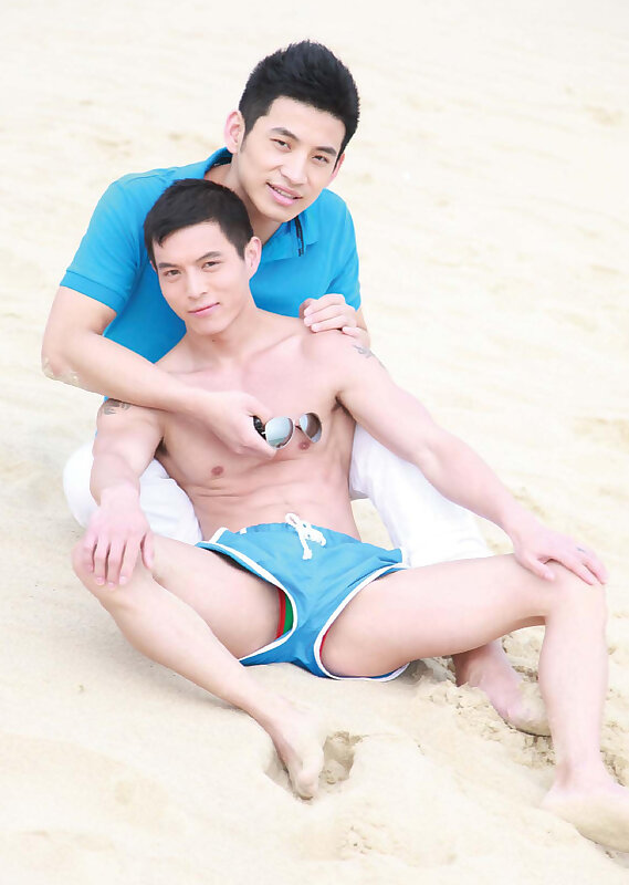Next Image >>