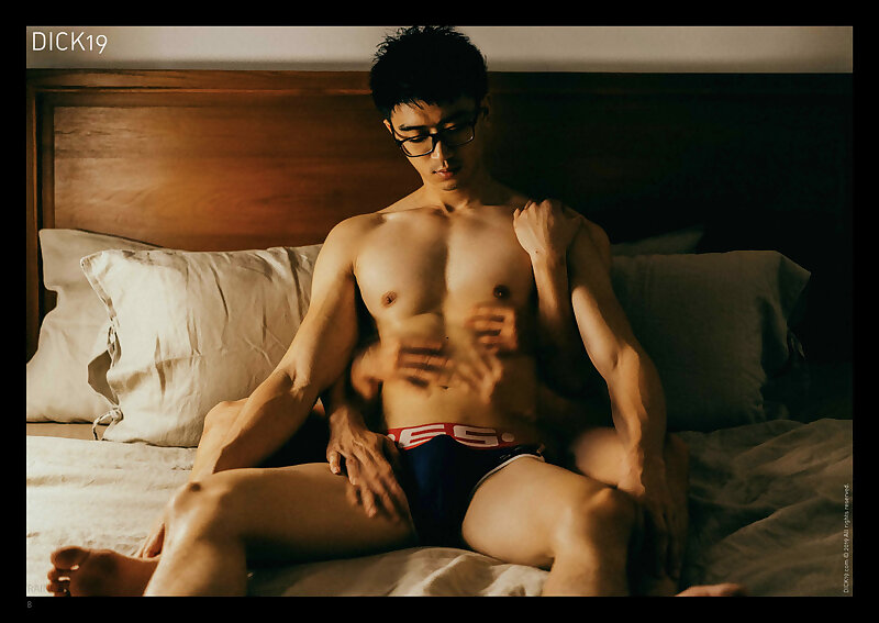 Next Image >>