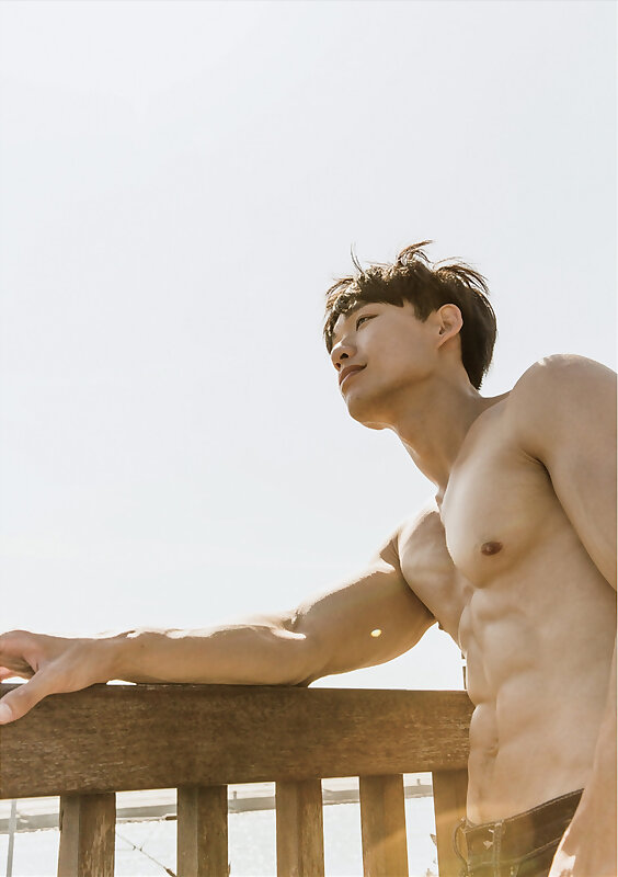 Next Image >>