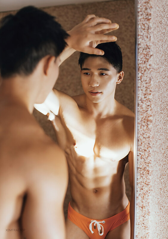 Next Image >>
