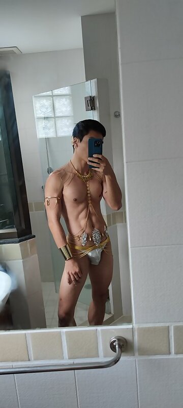Next Image >>