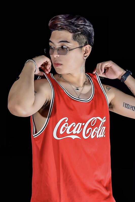 Next Image >>