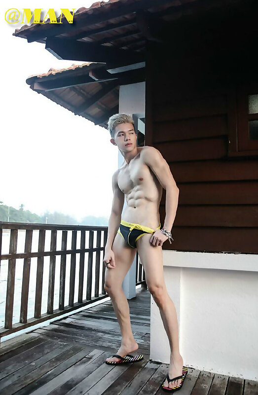 Next Image >>