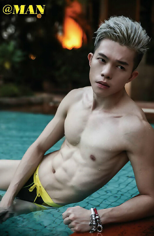 Next Image >>