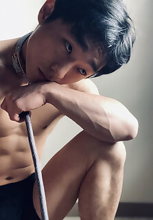 kijiro_bites - BoyFriendTV.com
