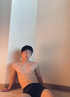 kijiro_bites - BoyFriendTV.com