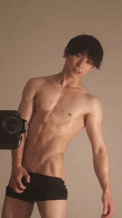 Next Image >>