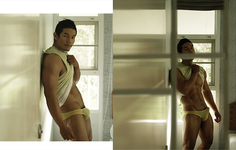 Next Image >>