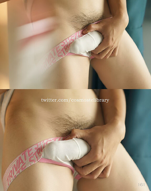 Next Image >>