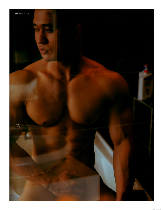 Next Image >>