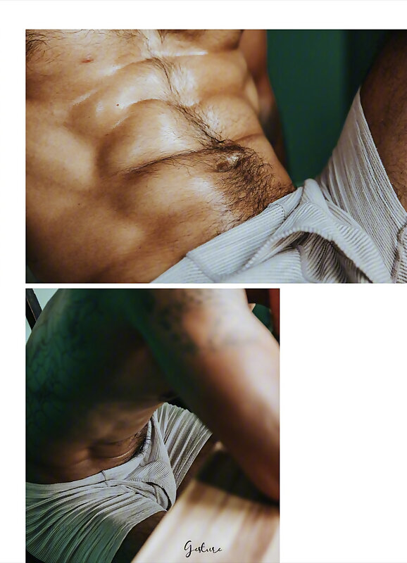 Next Image >>