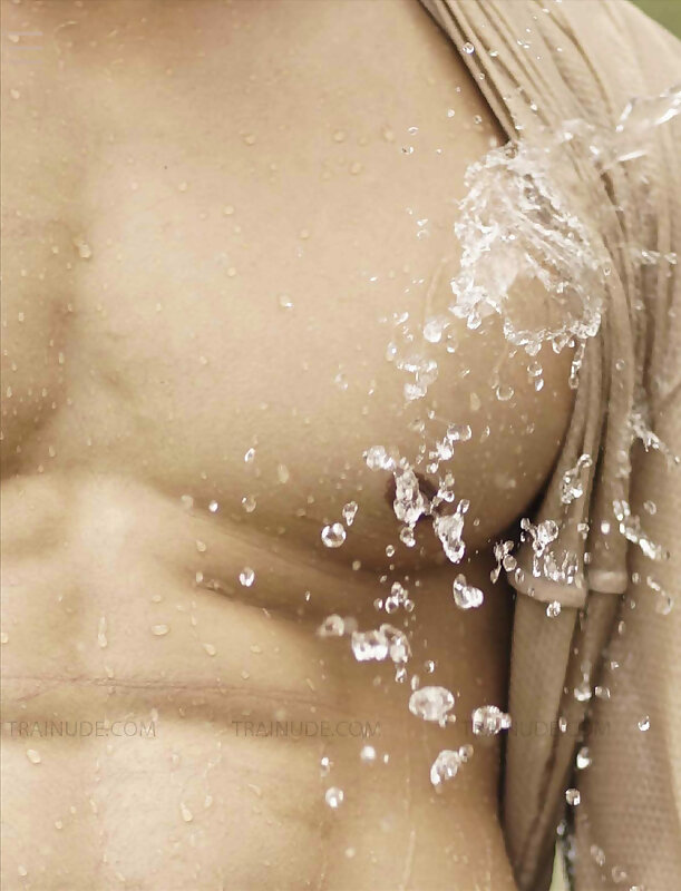 Next Image >>
