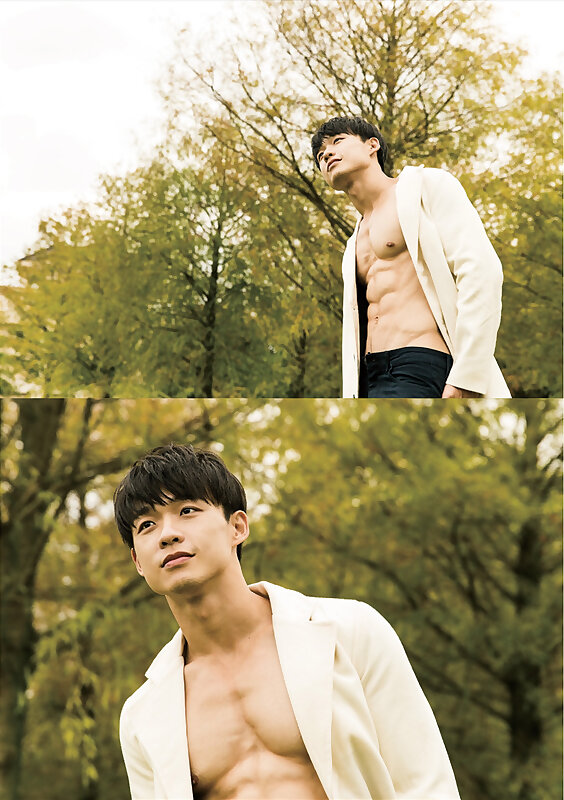 Next Image >>