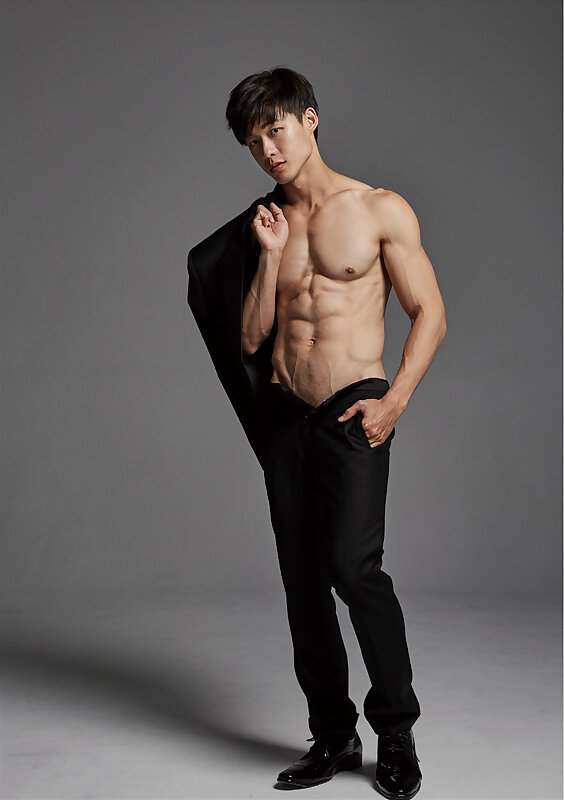 Next Image >>