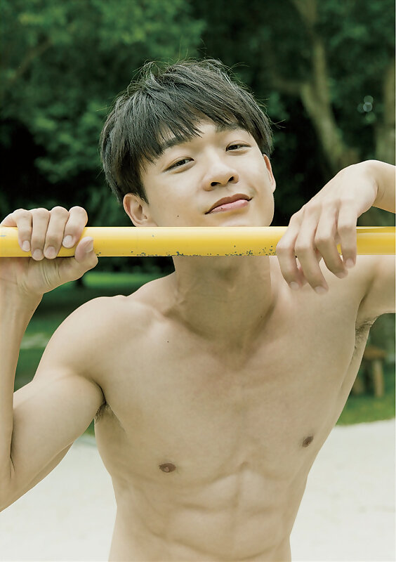 Next Image >>