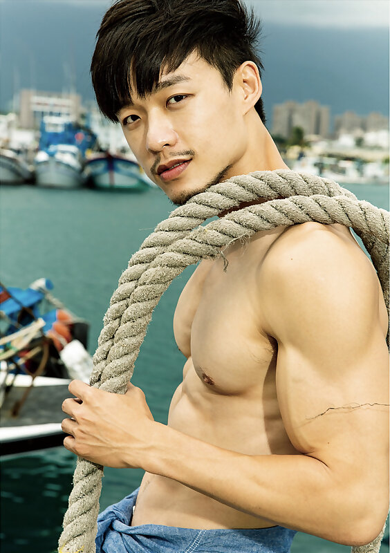 Next Image >>