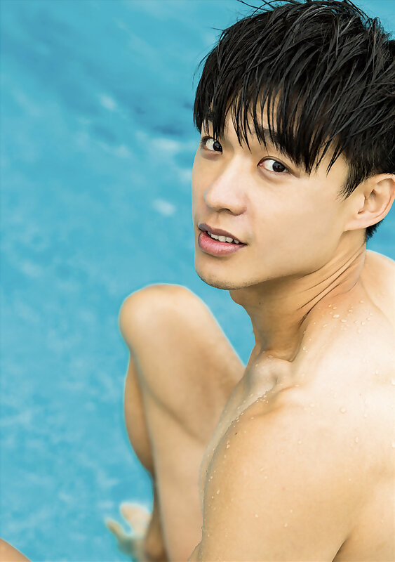 Next Image >>