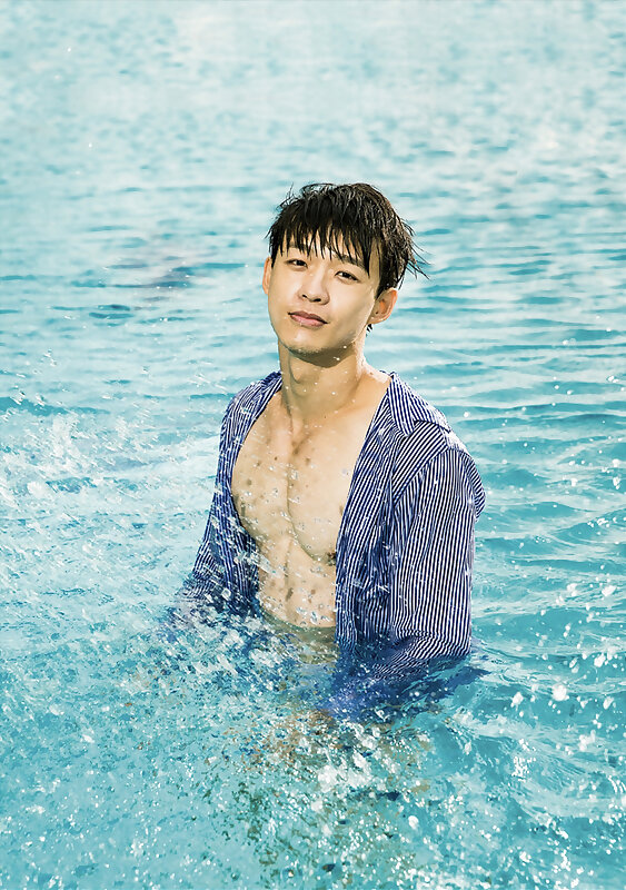 Next Image >>