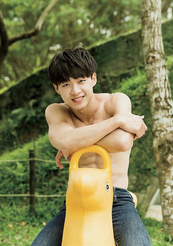 Next Image >>