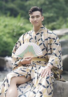YUCHI NIEH PHOTOBOOK Part 1 - BoyFriendTV.com