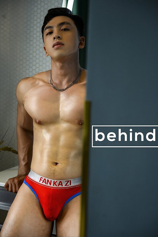 Next Image >>