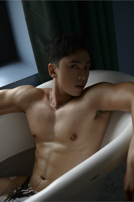 Next Image >>