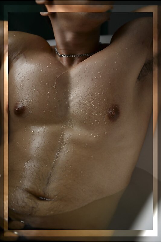 Next Image >>