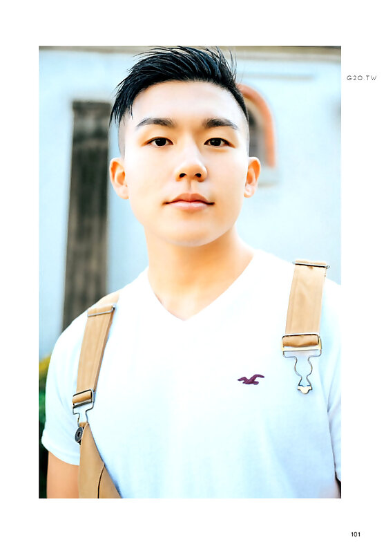 Next Image >>