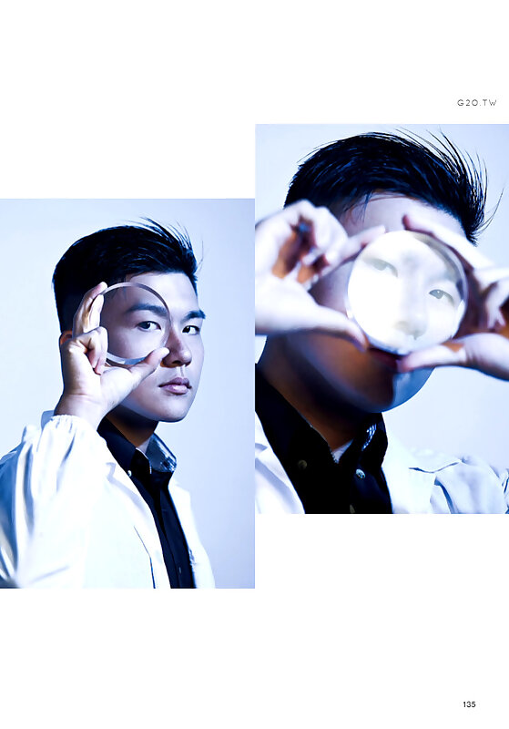 Next Image >>