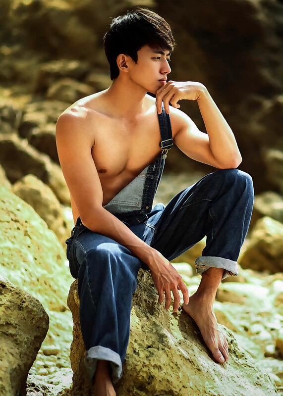 Next Image >>