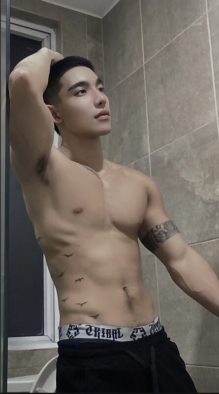 Next Image >>