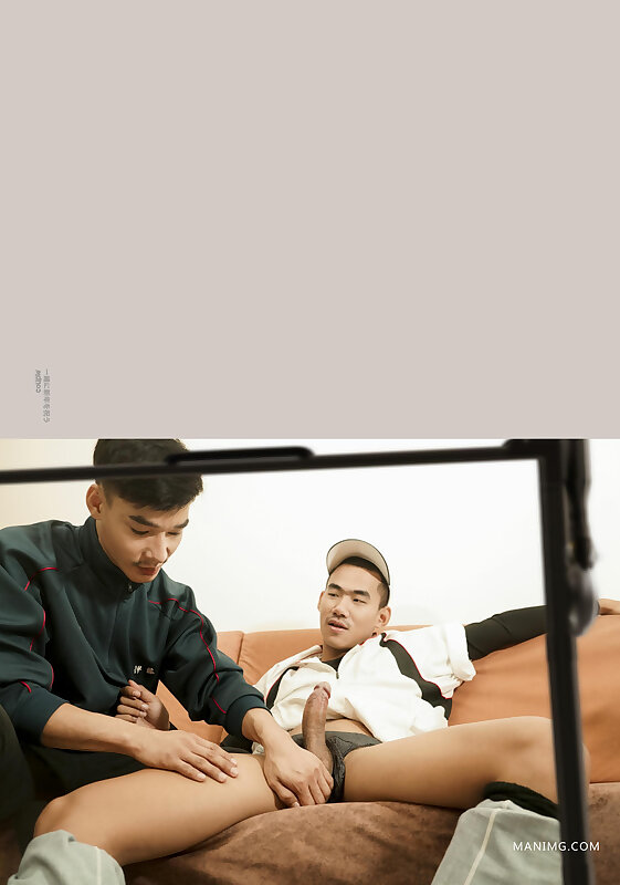 Next Image >>