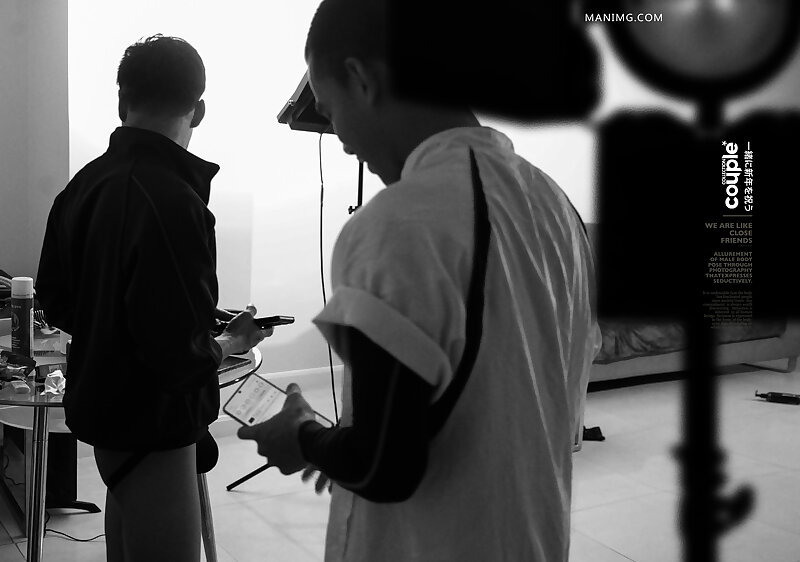 Next Image >>