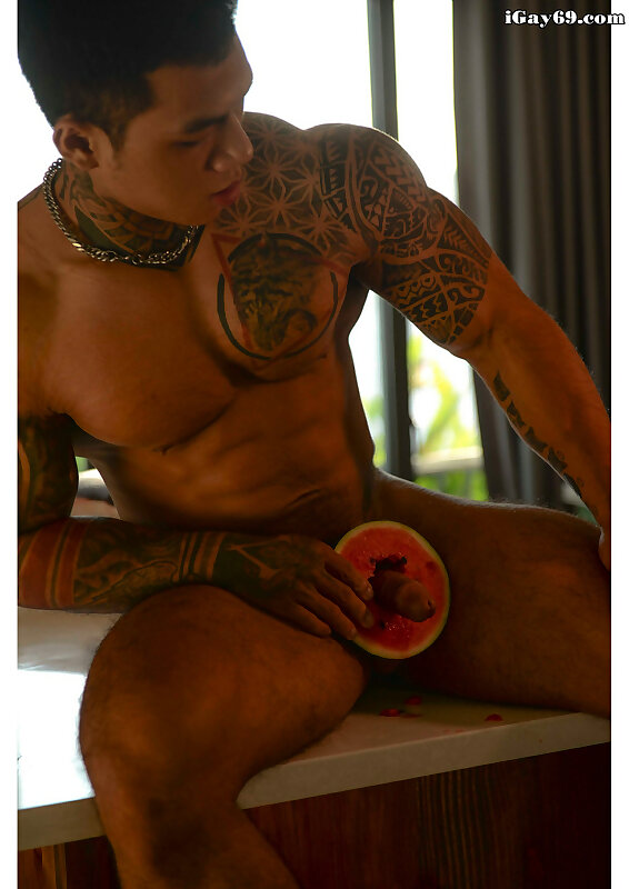 Next Image >>