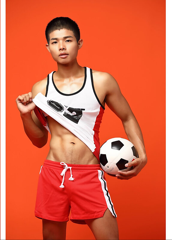 Next Image >>