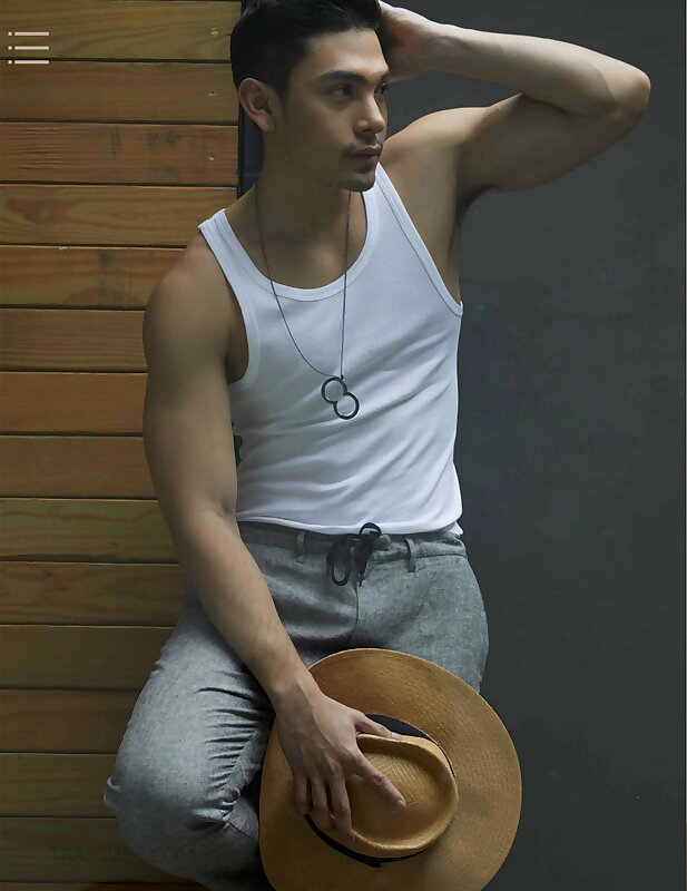 Next Image >>