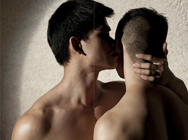 Next Image >>