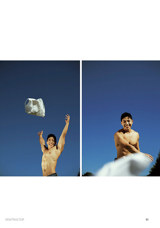 Next Image >>