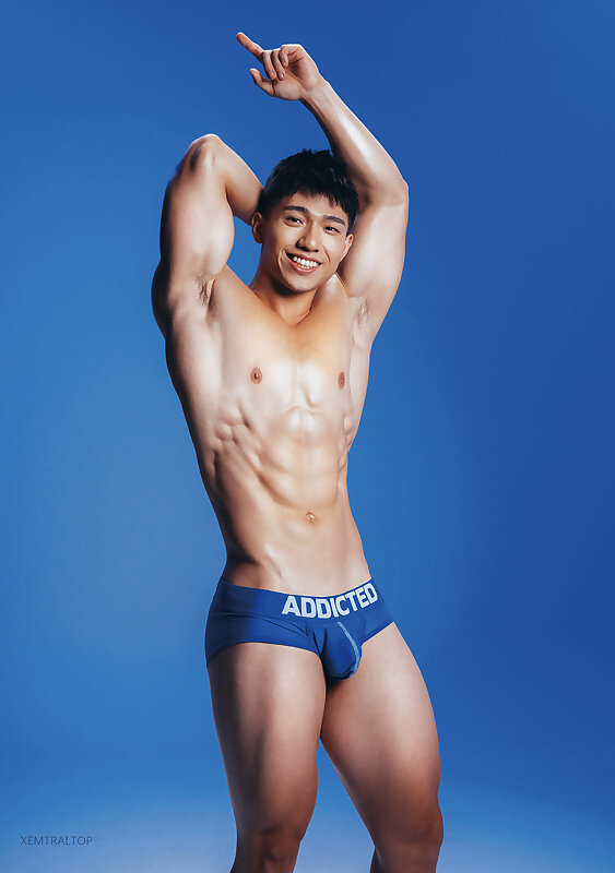 Next Image >>